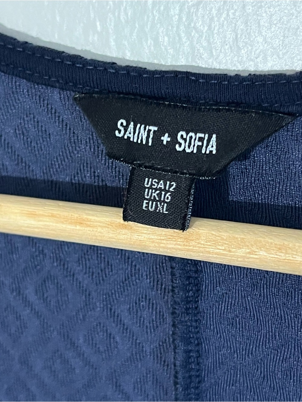 Saint + Sofia Navy Tori Puff Sleeve V-Neck Top size 12 - Picture 3 of 8